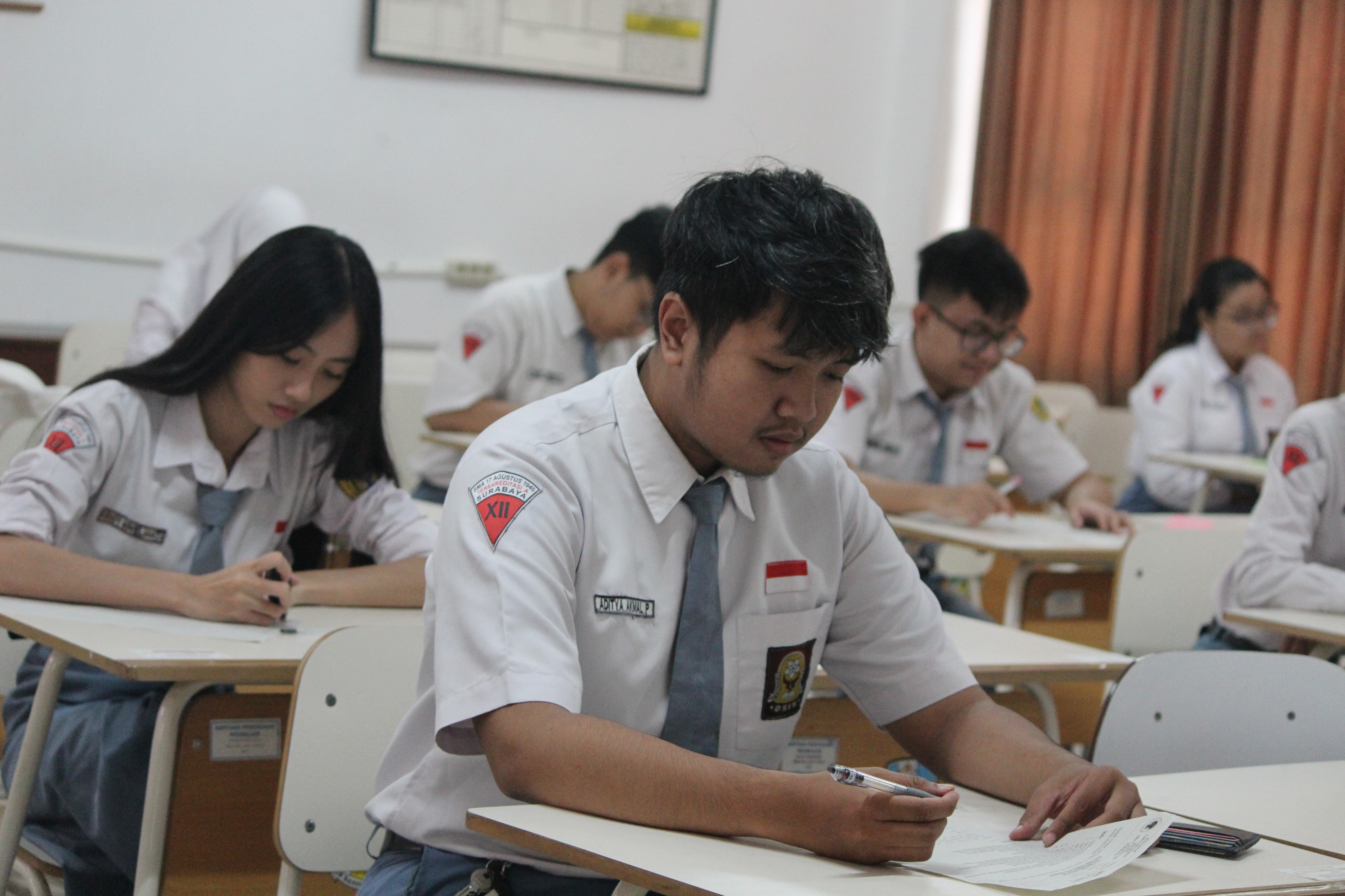 Peserta Didik SMATAG Mengikuti PSTS dengan Tertib dan Penuh Semangat